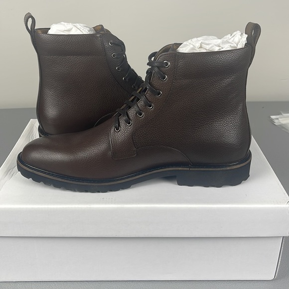 Donald Pliner James Lace Up Pebbled Leather Boot. - Picture 5 of 10